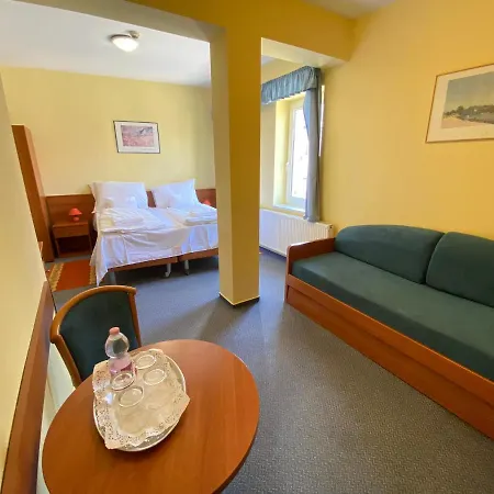 Tisza Alfa 3* Szeged