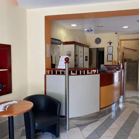Tisza Alfa Hotel