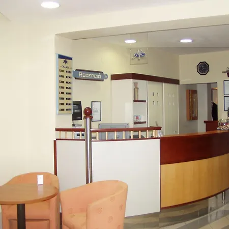 Tisza Alfa Hotell