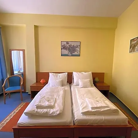 Tisza Alfa 3* Szeged